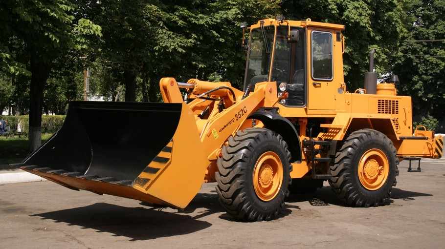 Аренда фронтального погрузчика АМКОДОР "Белпромстрой"